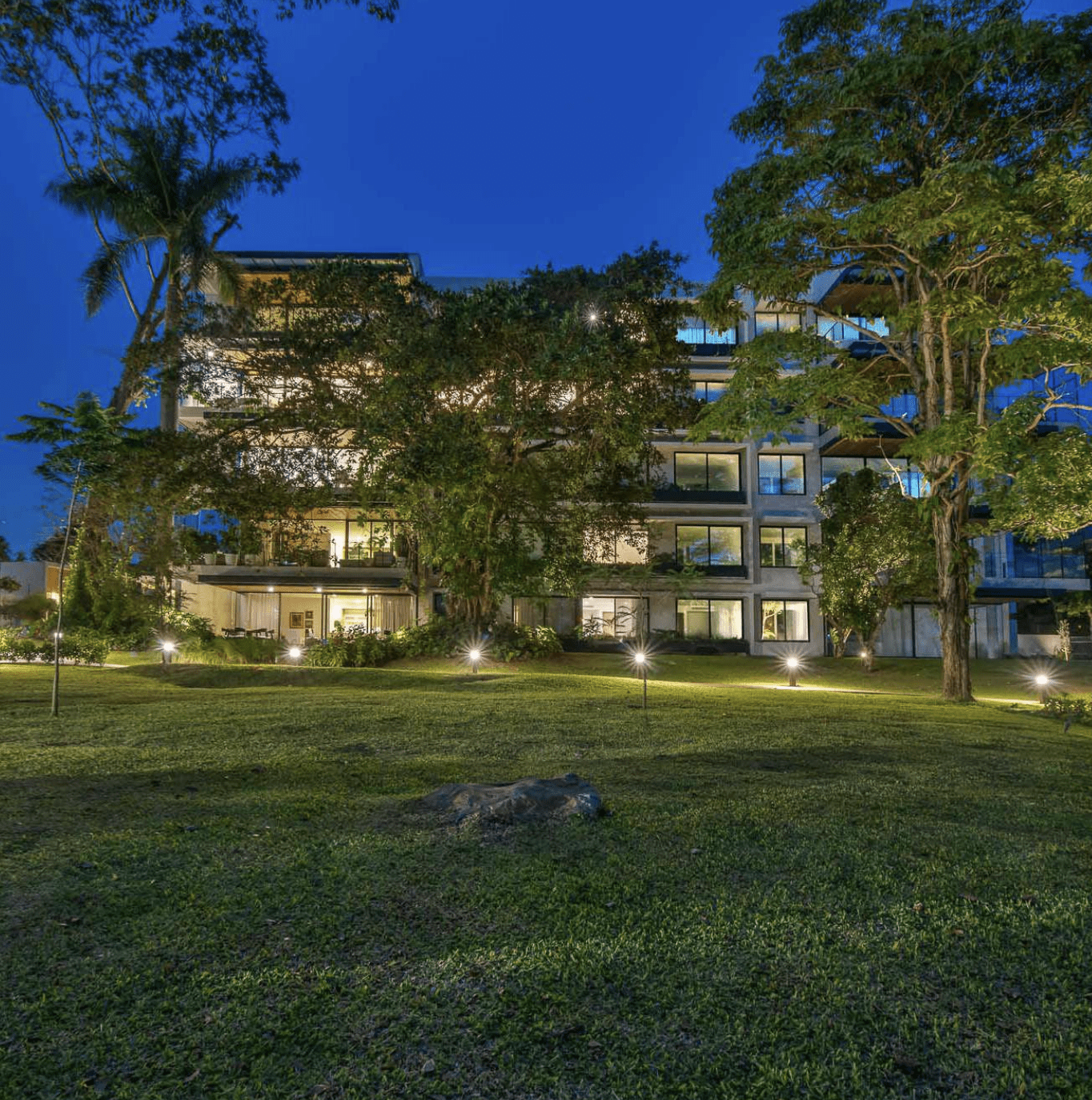 Apartamentos de Lujo a Estrenar en Condominio Attali, Escazu nja1322